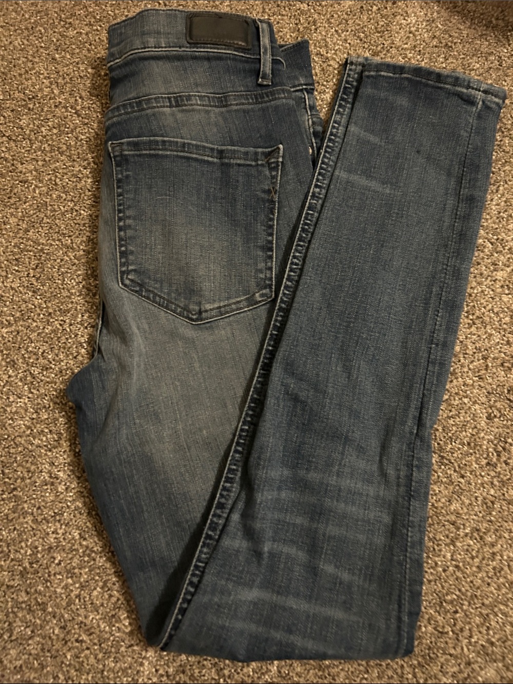 Express Women’s Skinny Jeans in Dark Blue Wash